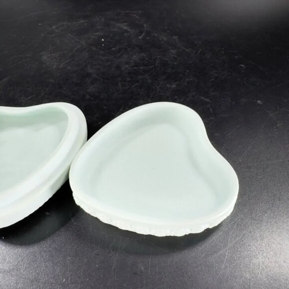 1984 Lladro Small Heart Shaped Trinket Box‎ Three Cherubs Light Blue Porcelain